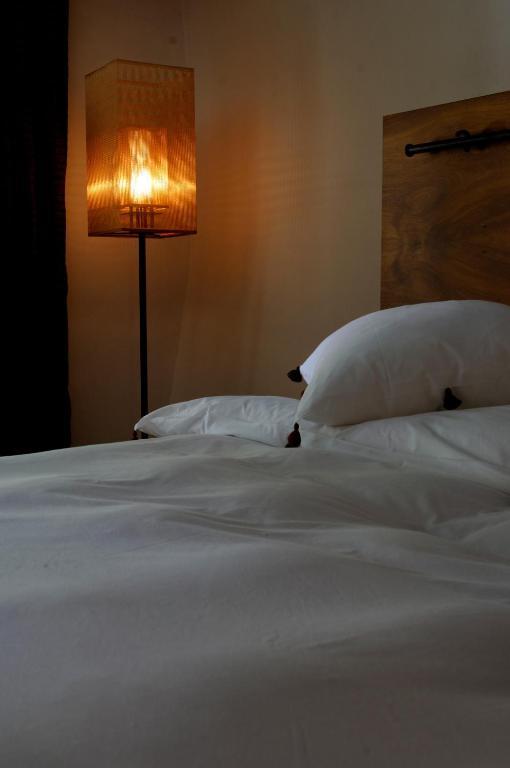 Chateau Le Rosey Otel Nyon Oda fotoğraf
