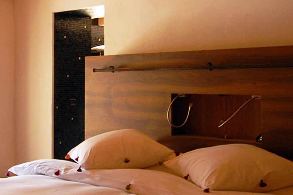 Chateau Le Rosey Otel Nyon Oda fotoğraf